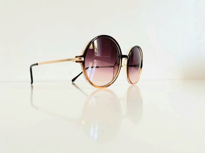 Lunette de soleil femme ronde marron dégradés bras dorés UV protection catégorie 3 - photo numéro 3