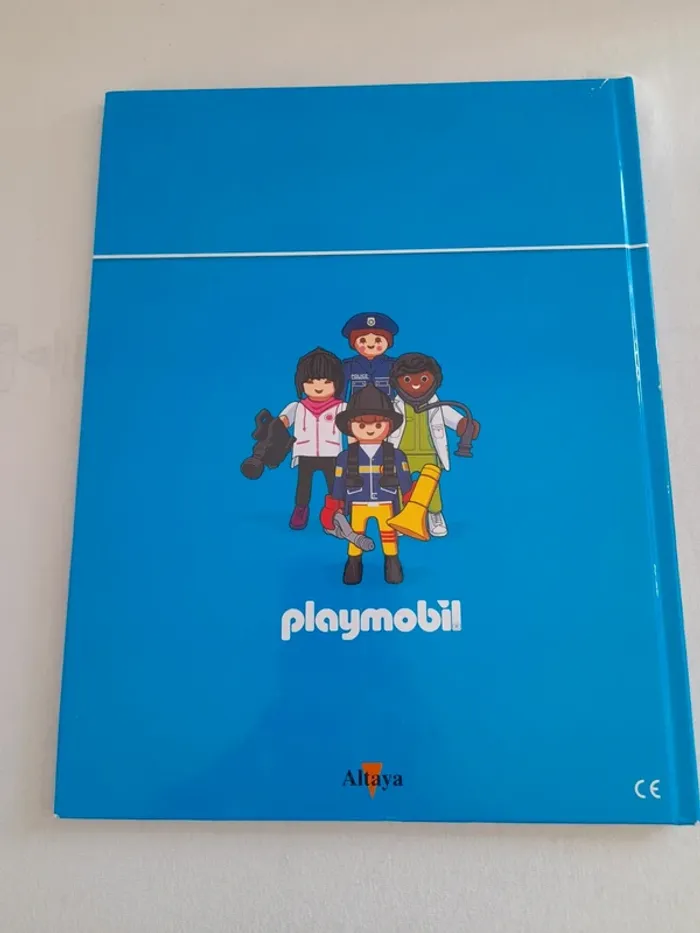 Livre Playmobil Les Métiers - photo numéro 2