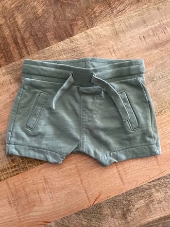 Short 3 mois