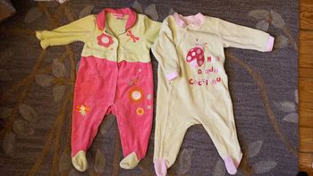 Deux pyjamas bébé fille 6 mois orchestra