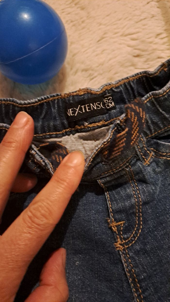 Lots Deux pantalon jaune très bon état - photo numéro 3