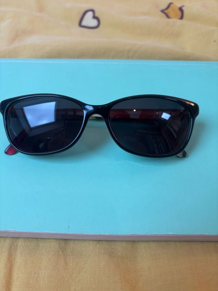 Lunette de soleil Gucci modèle année 2000