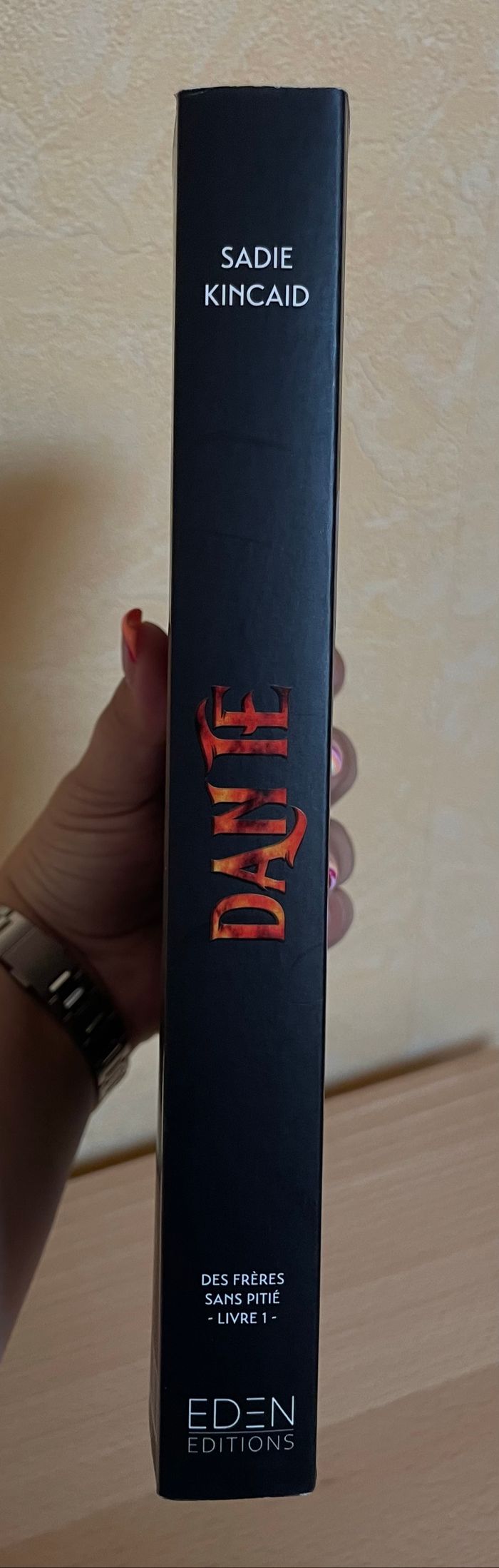 Des frères sans pitié tome 1, Dante - Sadie Kincaid - photo numéro 3