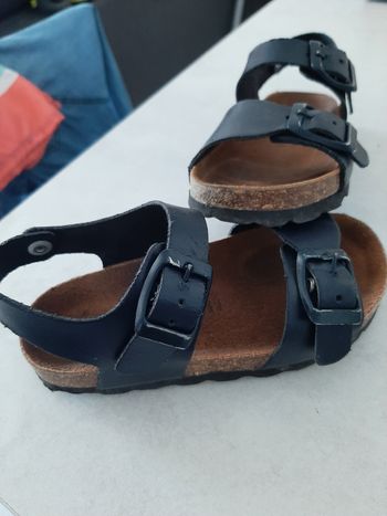 Sandales Besson taille 25