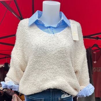Pull bouclette col V