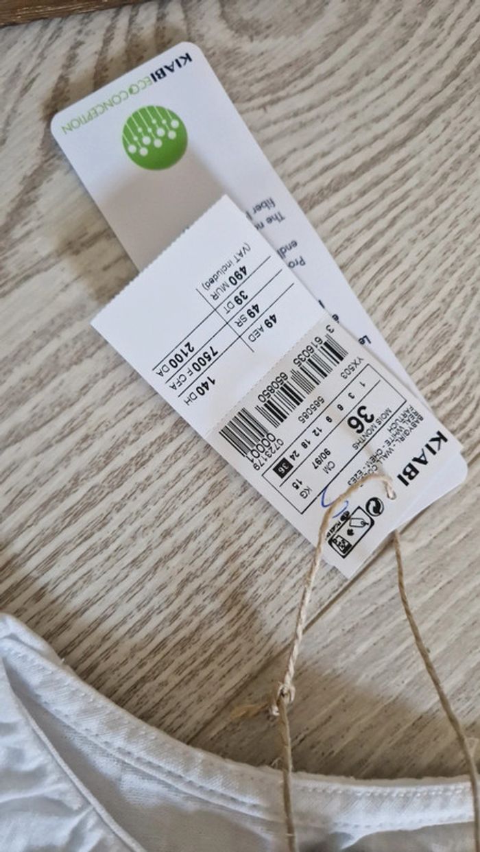 Superbe blouse / chemisier sans manches blanc en lin Kiabi neuf avec 🏷 36 mois - photo numéro 3