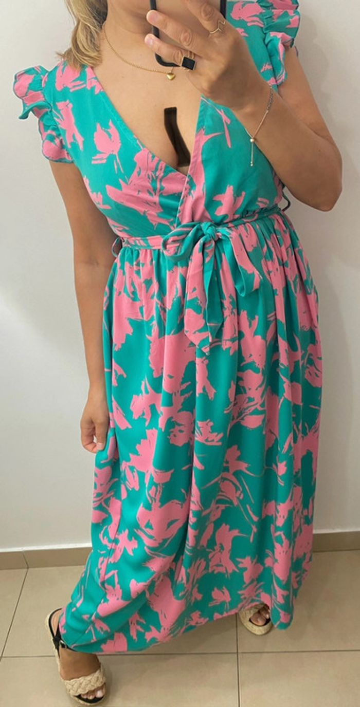 Robe longue imprimée avec ceinture Taille S-M - photo numéro 4