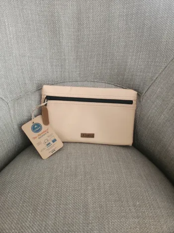 Pochette Cabaïa beige neuve avec étiquette