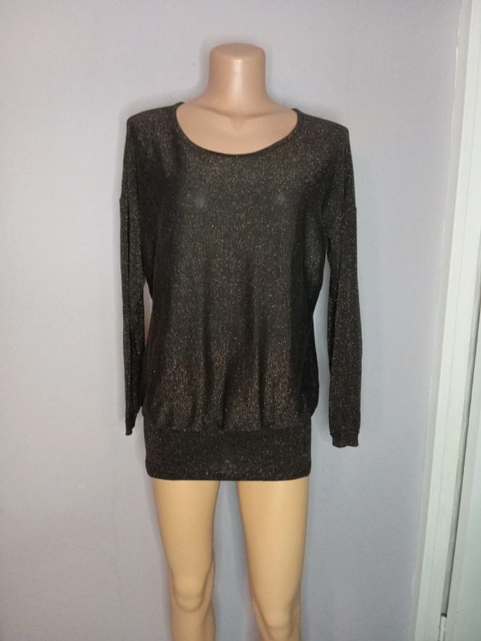 Pull brillant et léger