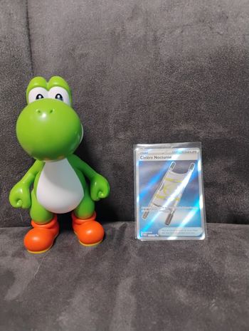 Carte Pokémon Mega Évolution Civière Nocturne 173/132
En très bon état 

✨ N'hésitez pas à jeter un petit coup d'œil à mon profil avant achatPokémon Mega Évolution Civière Nocturne 173/132