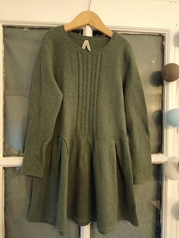 Robe. Chaude maille torsades vert