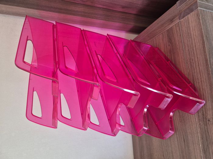 Lot de 5 bannettes empilables couleur rose vif - photo numéro 9