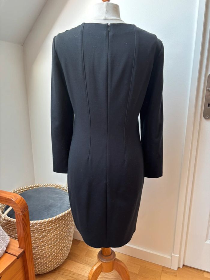 🖤 robe droite noire - Sisley - M - photo numéro 8