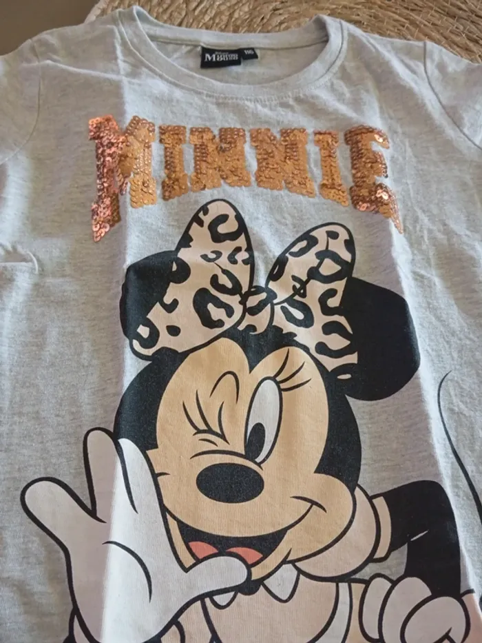 Tee shirt Minnie 6 ans - photo numéro 3