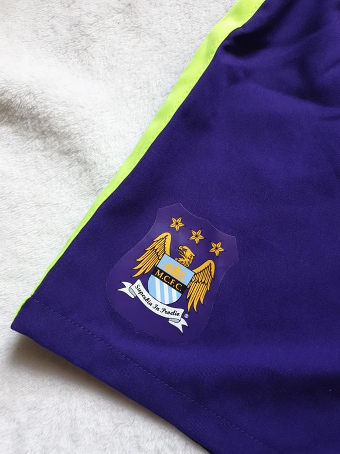 Short Manchester city foot - photo numéro 2