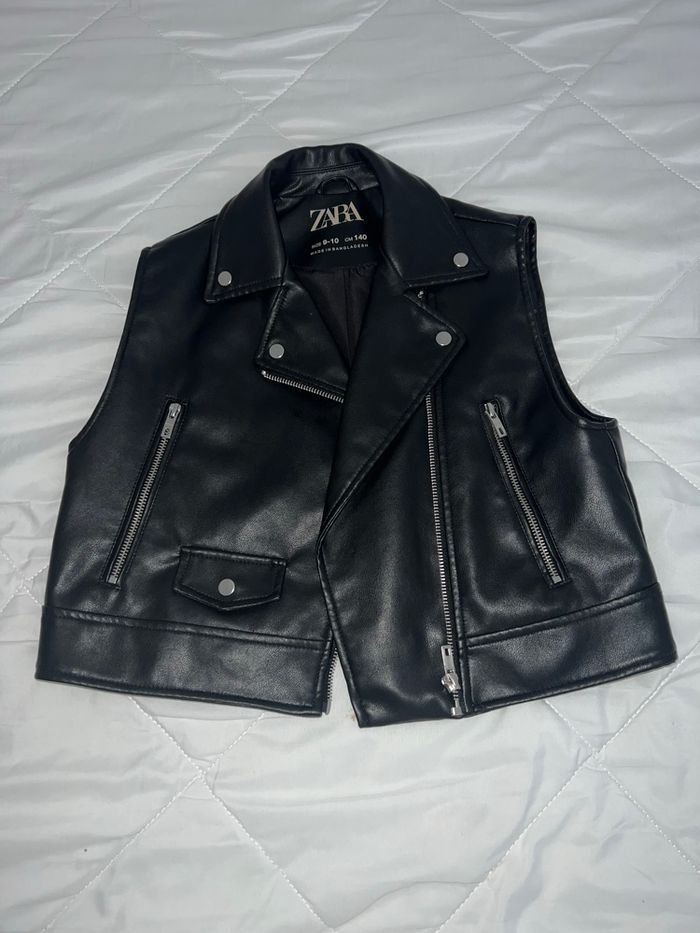 Lot vêtements 10 ans - photo numéro 3