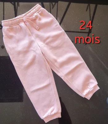 ● 24 mois ● Jogging Tex