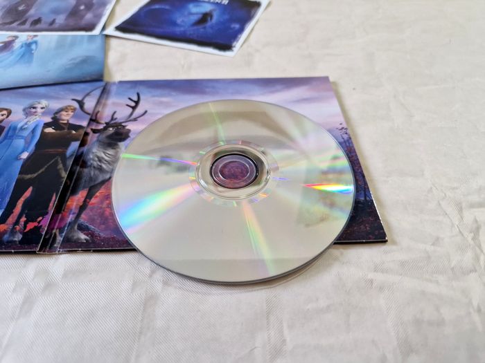 Album cd collector  , Disney  , Frozen II / la reine des neiges - photo numéro 5