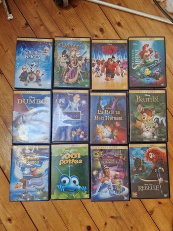 Lot de 12 dvd disney classique ☆