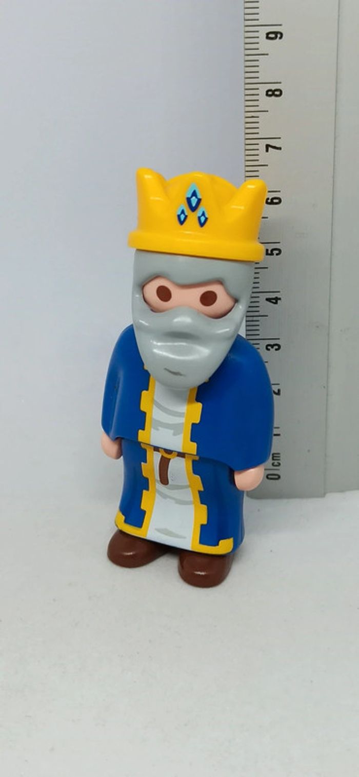 Roi mage avec couronne jaune playmobil 123