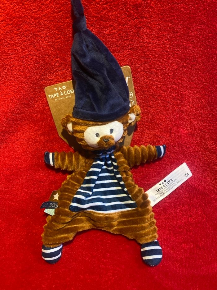 Tao tape à l'œil doudou singe bonnet bleu gauffré marron 100 % Neuf - photo numéro 1