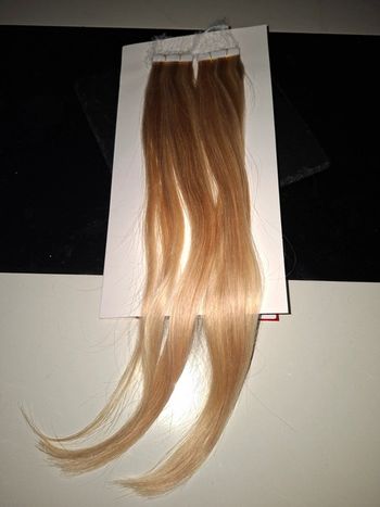 Extensions de cheveux Adhésif
