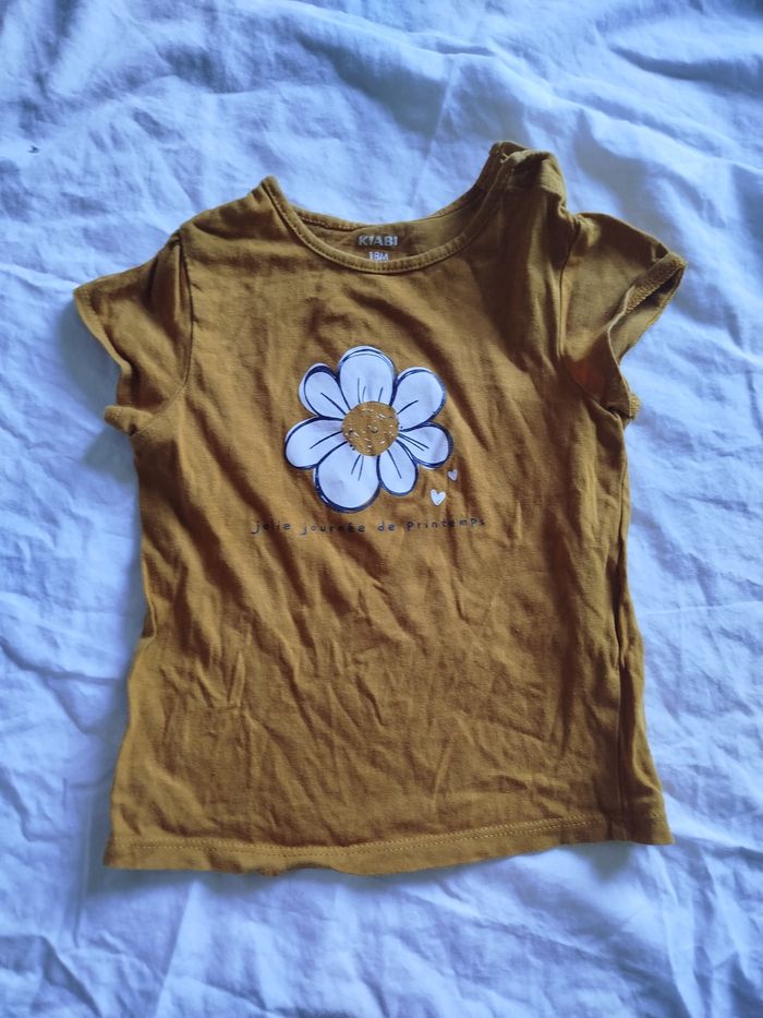 T- shirt