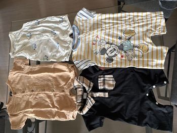 Lot de 74 vêtement
