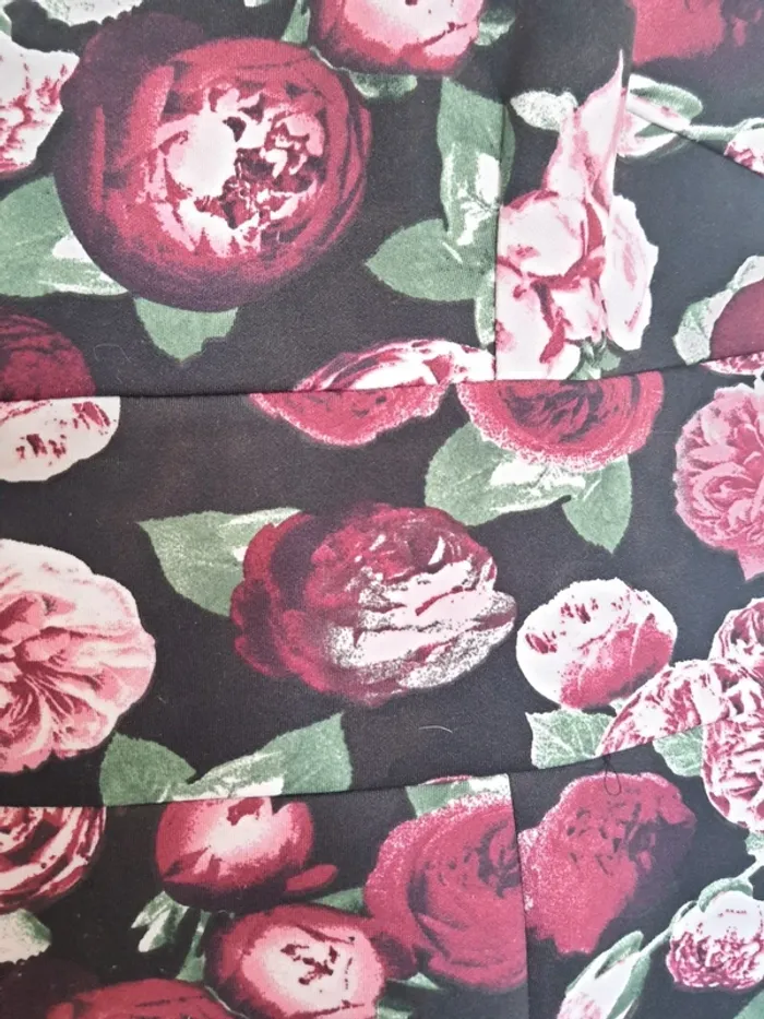 Robe fleurie néoprene 44 - photo numéro 4