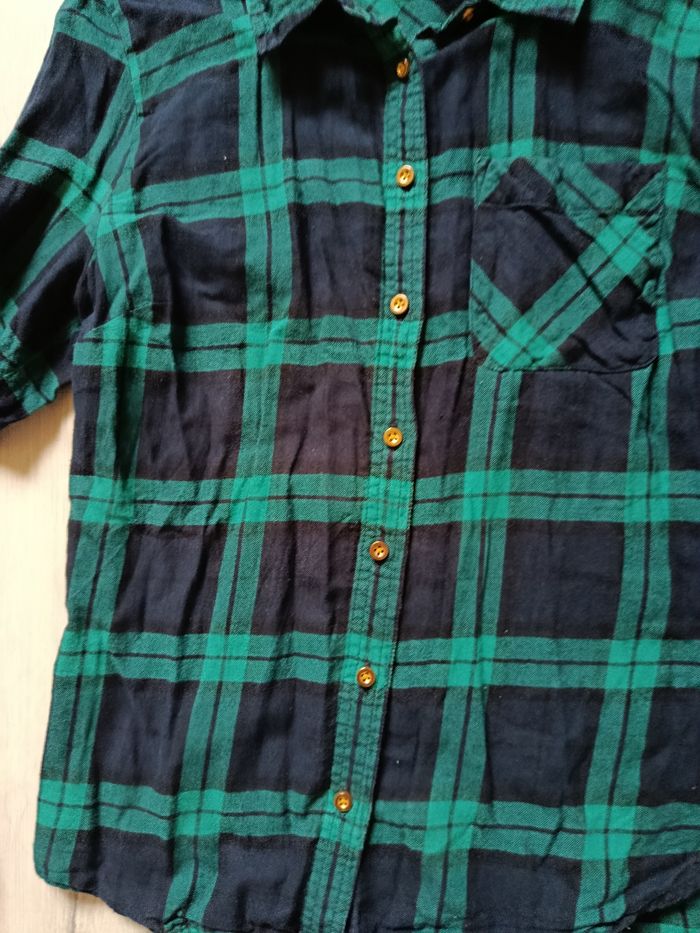 Chemise marque Primark taille 38 - photo numéro 2