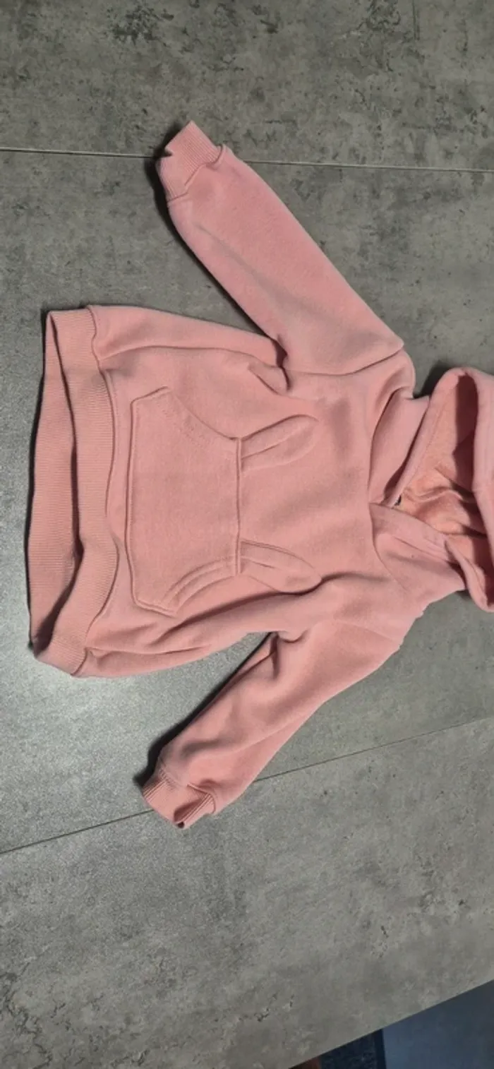 Pull à capuche fille avec poche lapin - photo numéro 2
