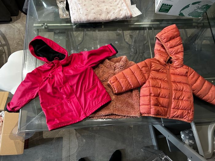 📦 Gros lot vêtements fille 18 mois (77/82 cm) – Marques variées - photo numéro 5