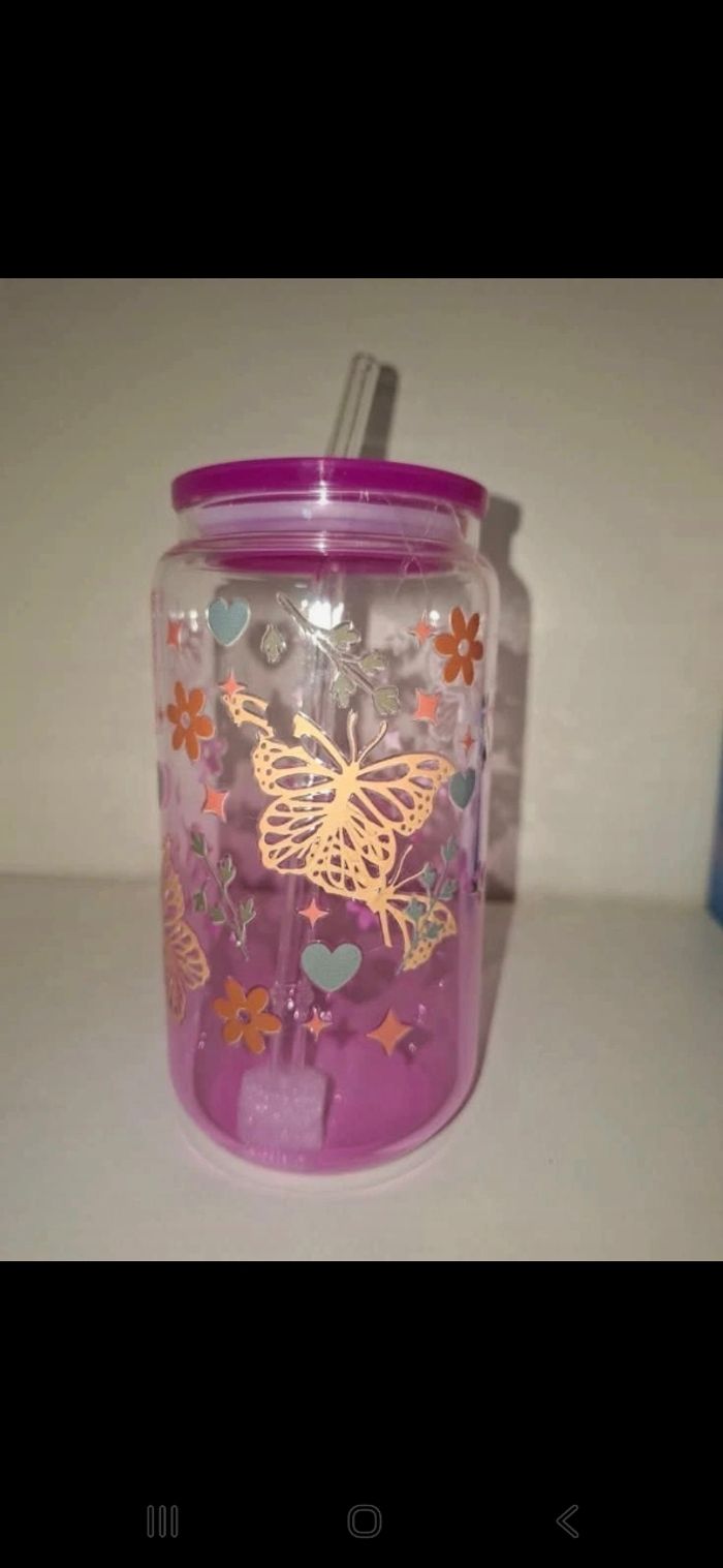 Verre papillon  en verre