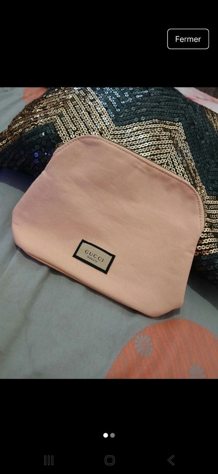 Trousse de toilette