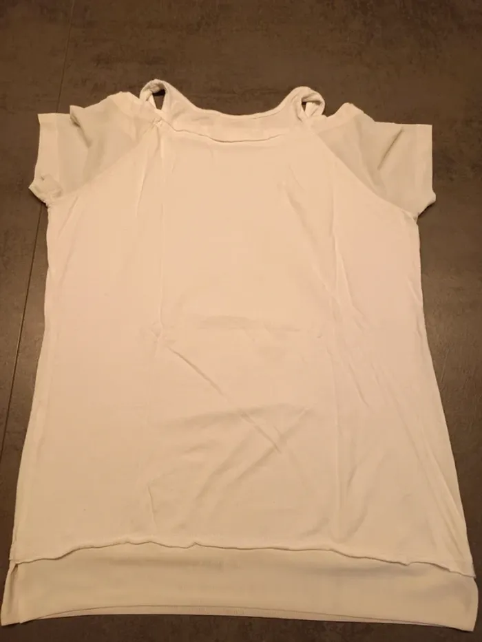 Vends tee-shirt enfant Parrot taille 10 ans. - photo numéro 4