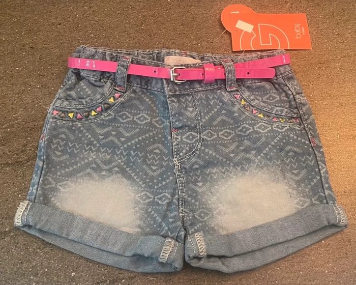 Short en jean Gémo 24 mois neuf et étiqueté