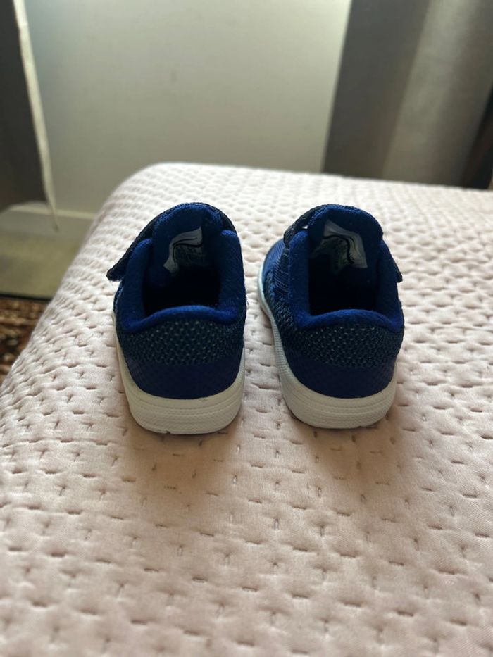Basket Nike bleu foncé - photo numéro 4