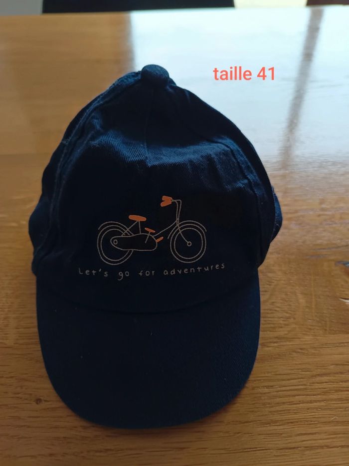 Casquette taille 41 Kiabi