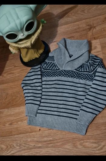 Pull façon laine avec col en TBE