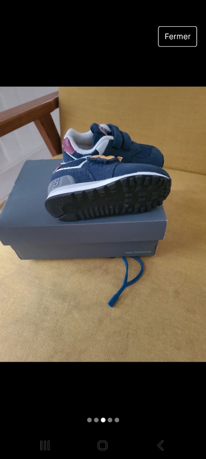 New balance neuve taille 22 - photo numéro 3
