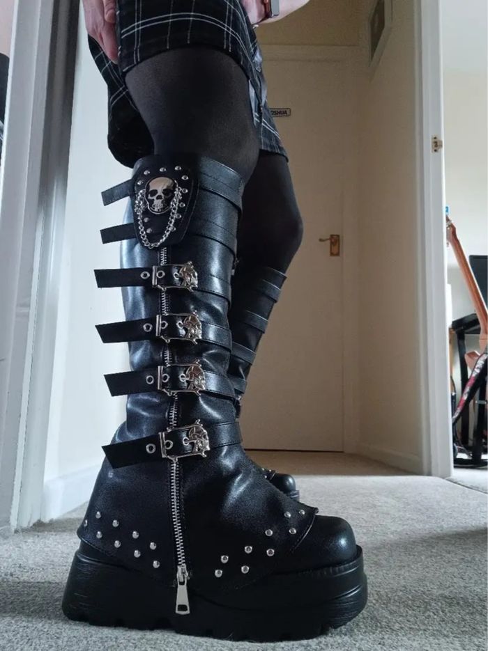 Bottes gothiques skull - photo numéro 3