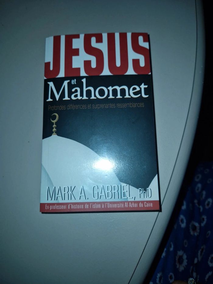 Jésus et Mahomet 💒 - photo numéro 8