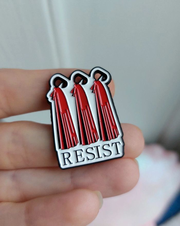 Pins The Handmaid's tale