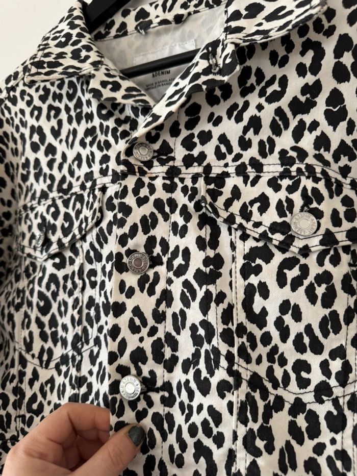 Veste Jean H&M Imprimé Léopard Taille XXS - photo numéro 4