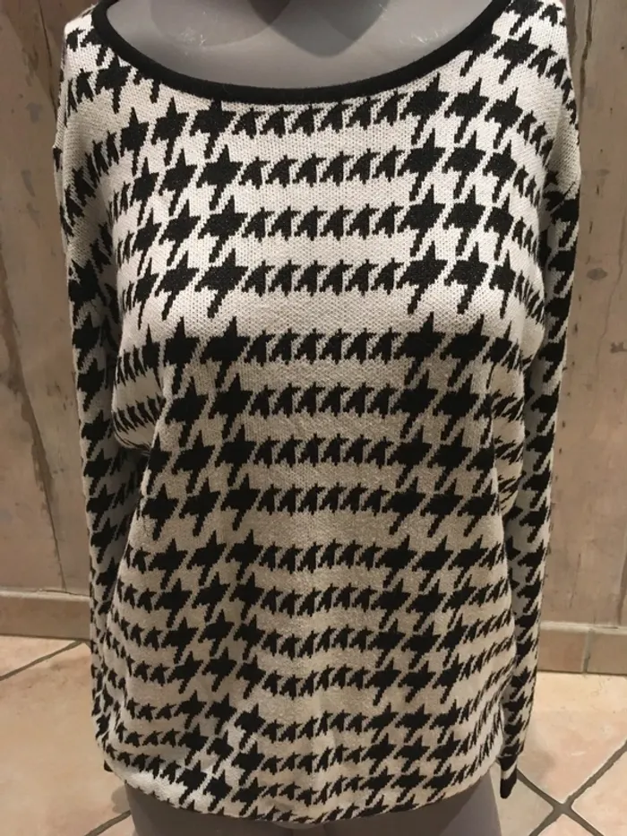 Magnifique pull en 42 de marque Zumba tout doux tout chaud