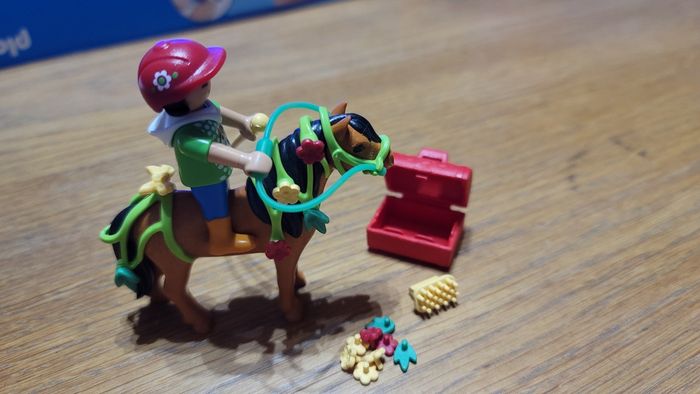 Cavalier et poney playmobil - photo numéro 3
