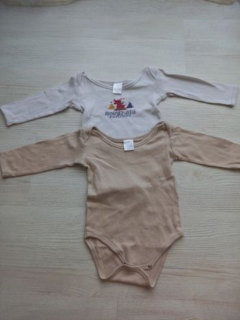 2 bodies mixte 12 mois