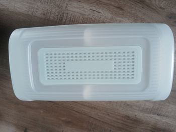 Boîte à pain tupperware 