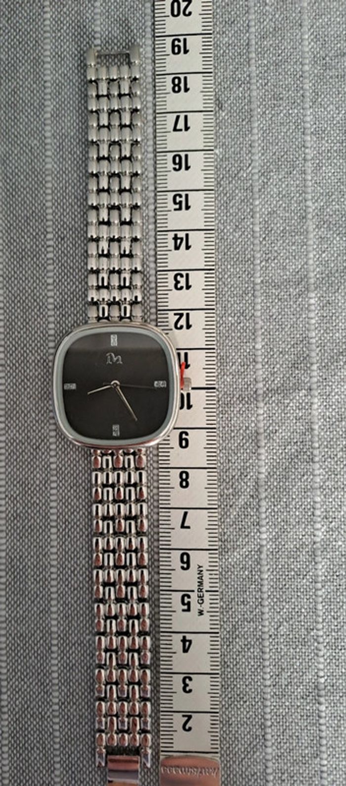 Montre neuve