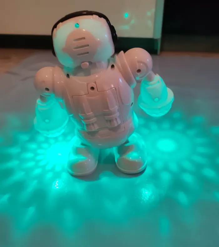 Robot dancing - photo numéro 9
